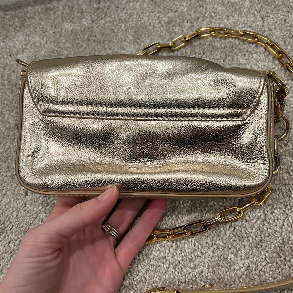 Tory Burch Metallic Crossbody bag with chain. - Picture 7 of 10